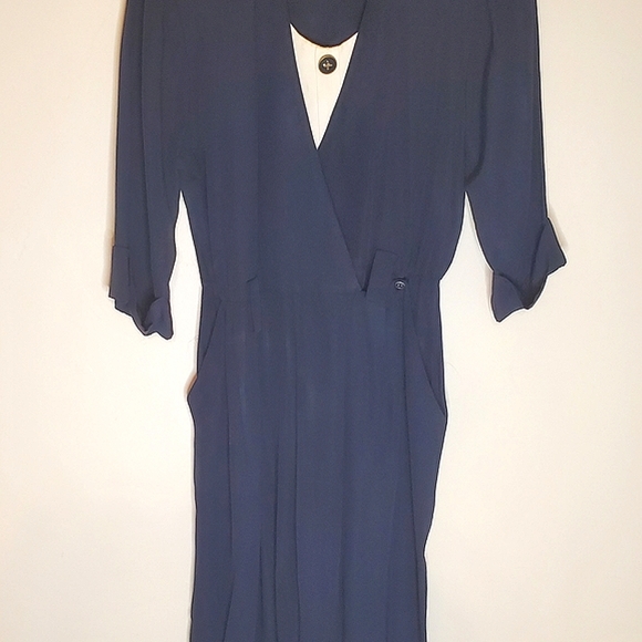 One-Piece Boxy Navy 80s Business Pantsuit with Removable Dickie - Picture 15 of 15